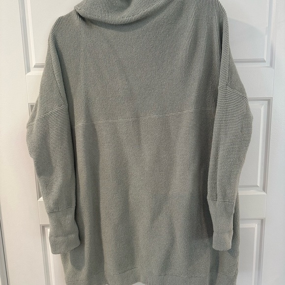 Free People Ottoman Tunic. Size M. Colour Oxide (light icy blue). - Picture 4 of 6